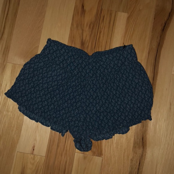 American Eagle Outfitters Pants - Shorts